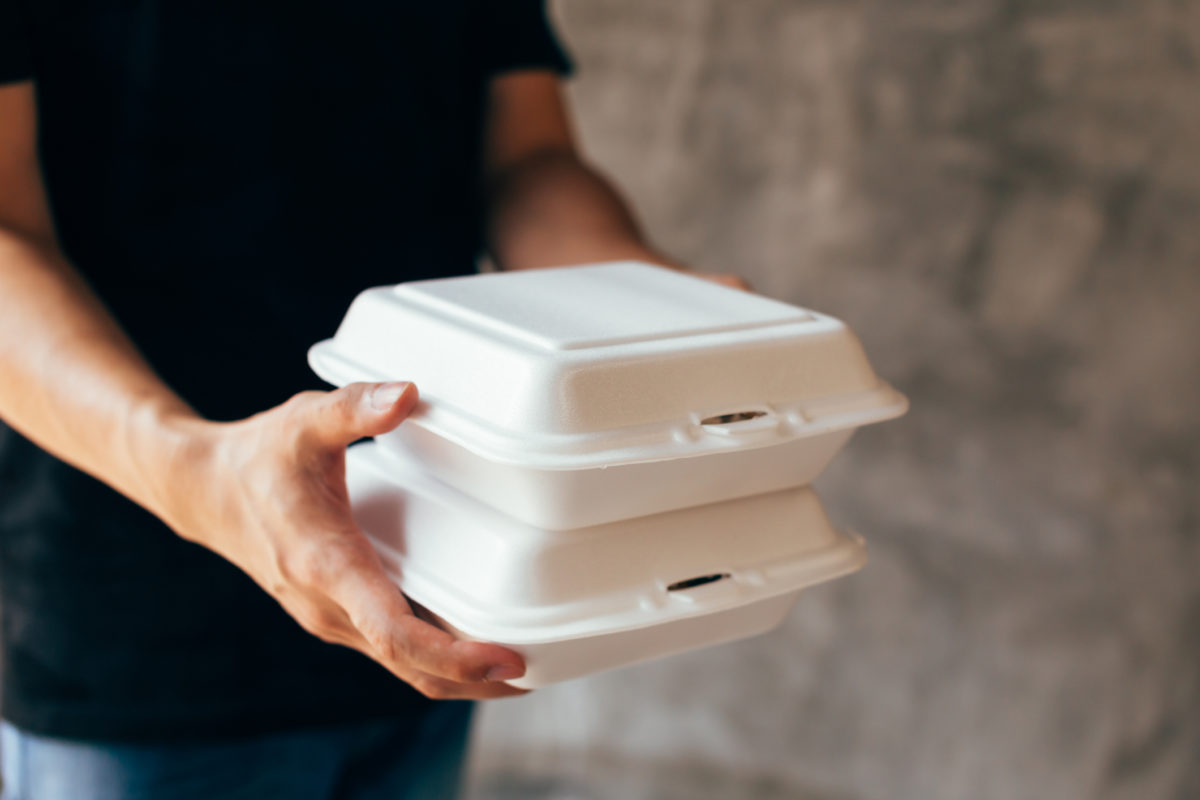 Menubox, obal, donáška