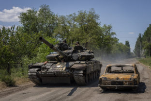 Vojna rusko ukrajina vojsko Moskva tvrdí, že otvorila pozemný koridor na Krym cez okupované územie na Ukrajine