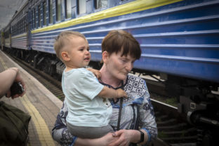 Ukrajinci, vlak, doprava