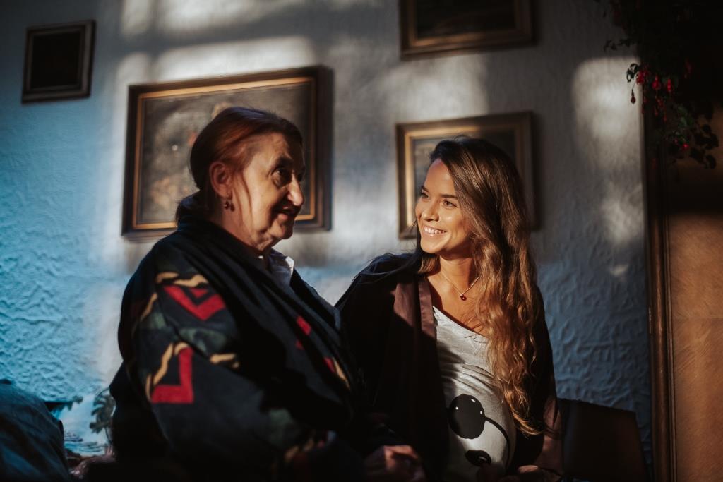 Striedavka eva holubova a kristina svarinska 1.jpg