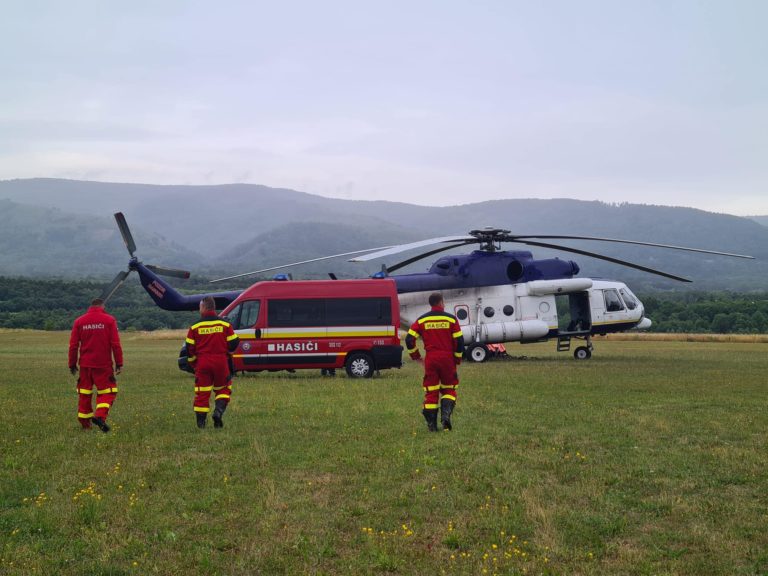 Hasiči, požiar, České Švýcarsko