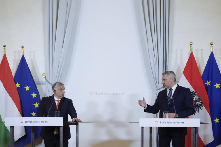 Orbán, Nehammer