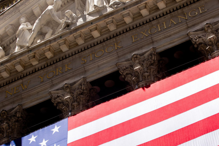 USA, akciový trh, akcie, Wall Street, burza