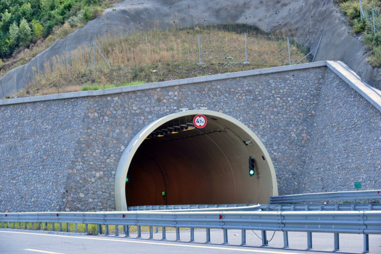 Tunel