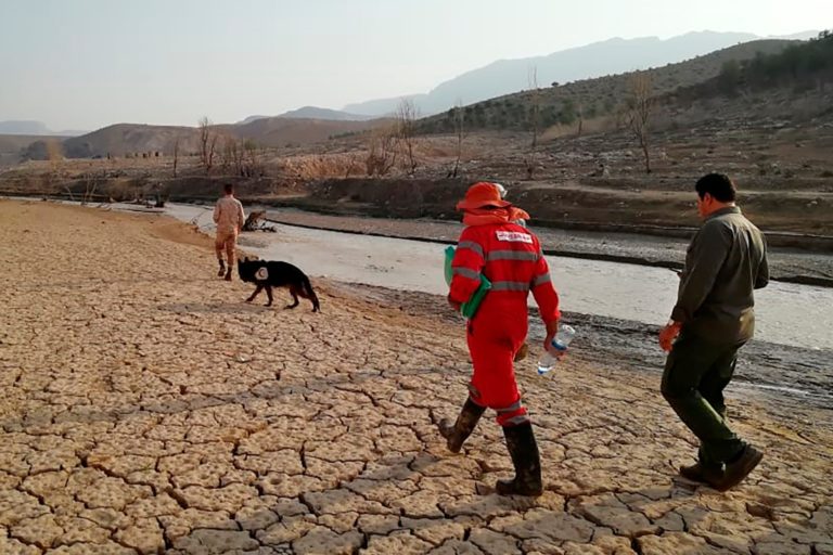 Irán, povodne, provincia Fars