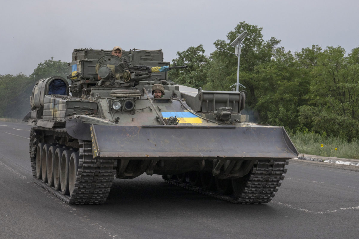 Vojna, Rusko, Ukrajina, útok, invázia, tank