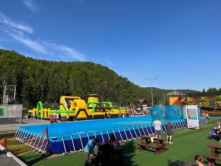 Snowland valcianska dolina.jpg