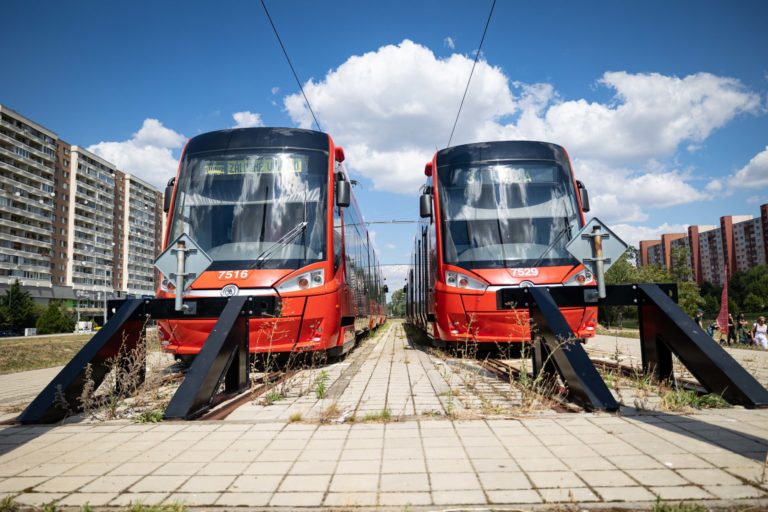 DOPRAVA: Električková trať Bosákova - Janíkov dvor