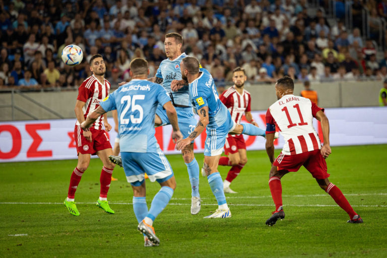 FUTBAL EL: Slovan - Olympiakos