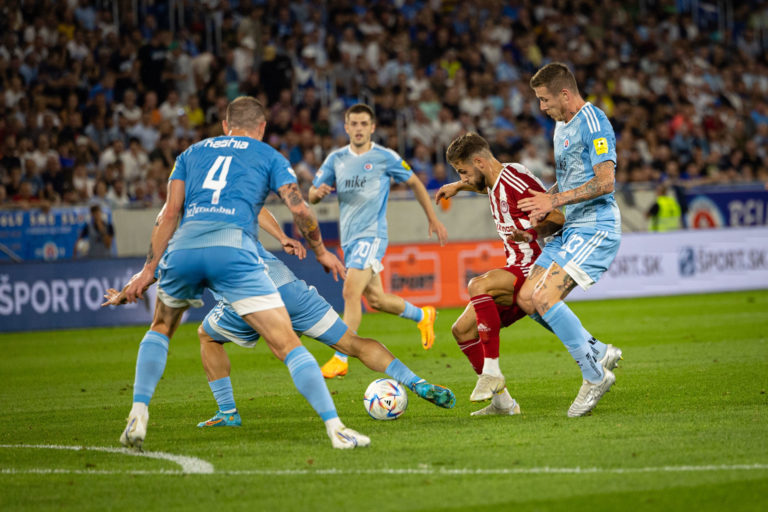 FUTBAL EL: Slovan - Olympiakos