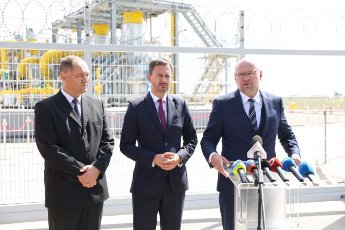 ENERGETIKA: Otvorenie plynovodu Slovensko - Poľsko