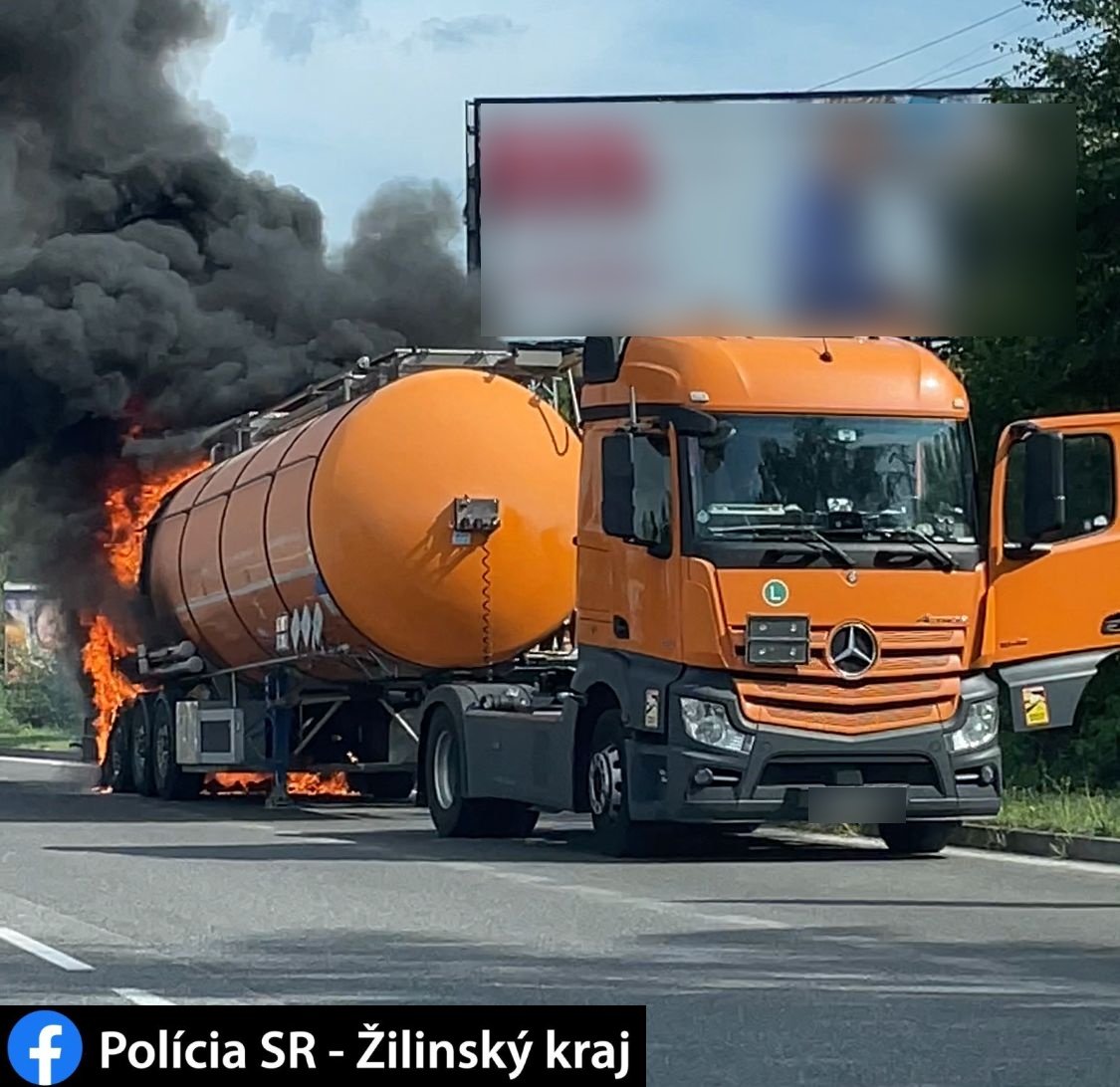 Nehoda, požiar cisterny