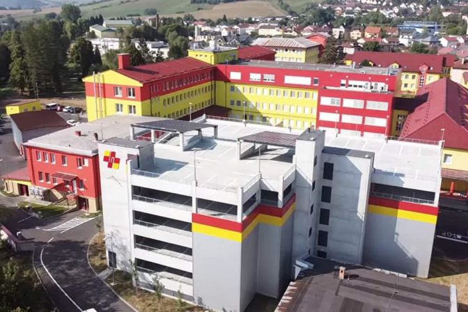 Ľubovnianska nemocnica, parkovací dom