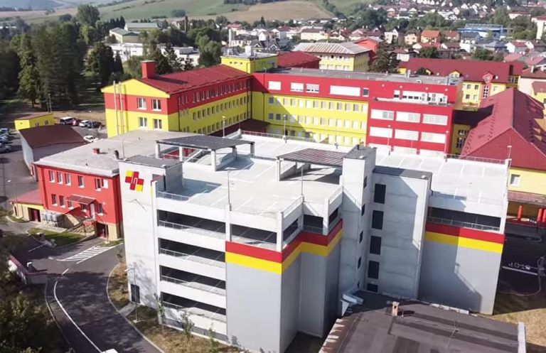 Ľubovnianska nemocnica, parkovací dom