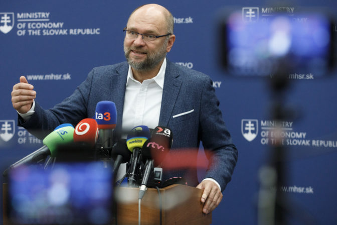 HOSPODÁRSTVO: Zastavenie dodávok ropy