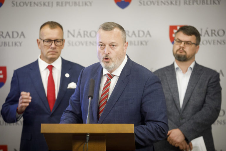 Kollár, Holý, Krajniak