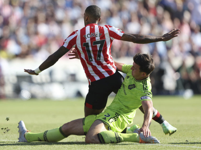 Manchester United, Brentford