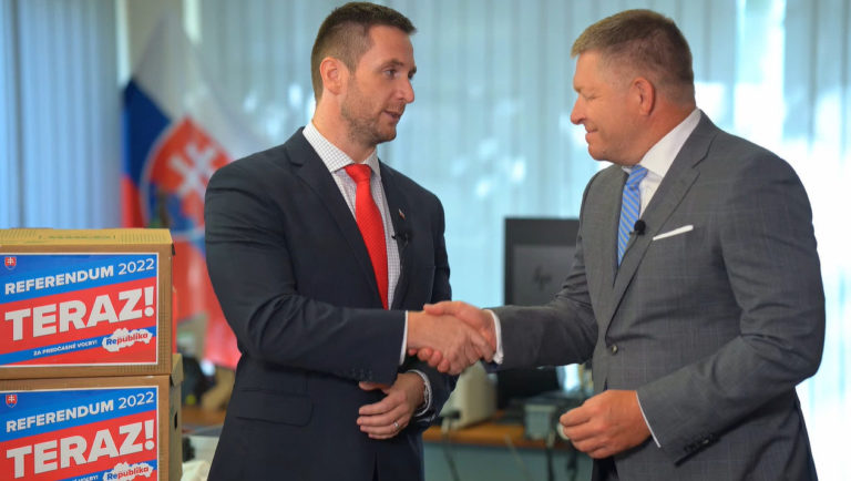 Fico, Uhrík, referendum