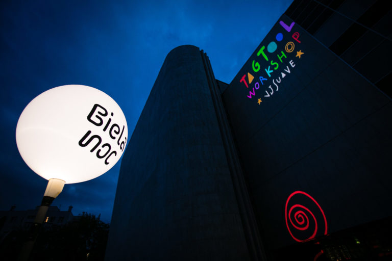 Biela noc