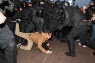 Protesty v Petrohrade proti čiastočnej vojenskej mobilizácii