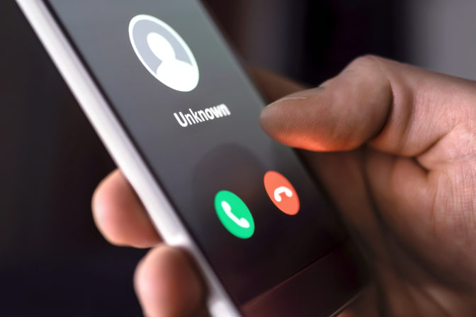 Hovor, telefonovanie, mobil