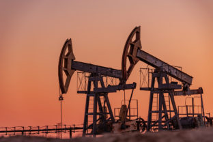 Ropa, zníženie ťažby, ceny ropy