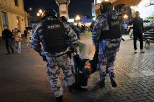 Protest, zadržanie, Rusko