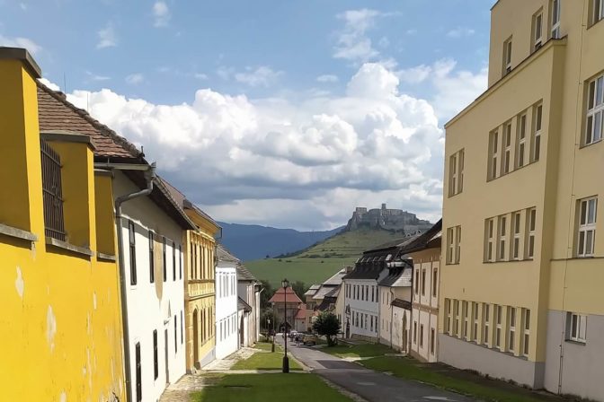Objavte jedinečné čaro slovenských kalvárií, „hory lebiek“ po ktorej kráčal Ježiš