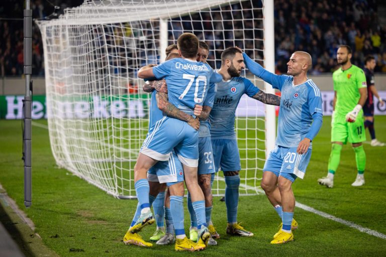 FUTBAL EKL: ŠK Slovan Bratislava - FC Bazilej