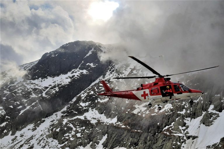 Záchranári, vrtuľník, Tatry