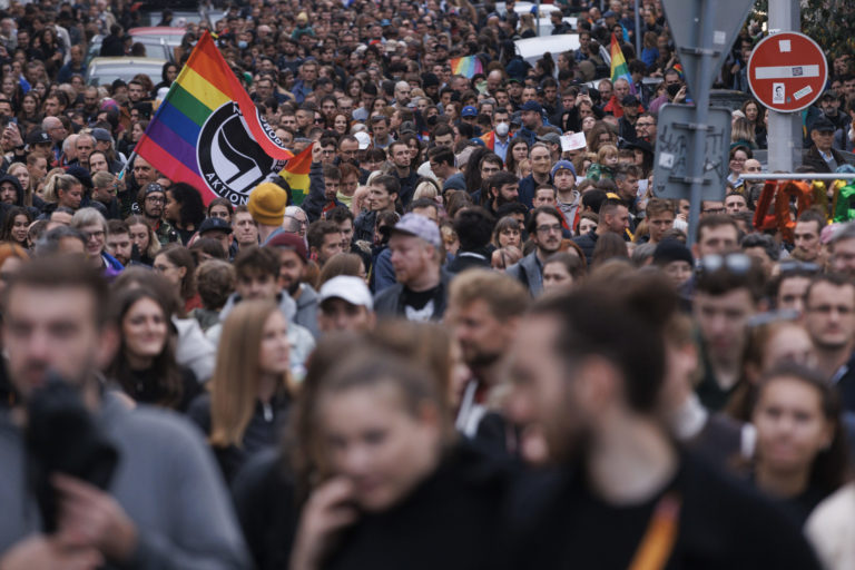 ZHROMAŽDENIE: Odsúdenie nenávisti voči LGBTI
