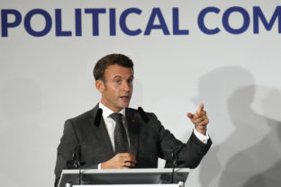 Macron, summit