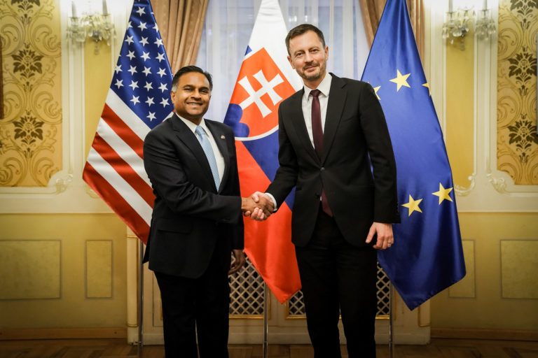 Eduard Heger, Gautam Rana