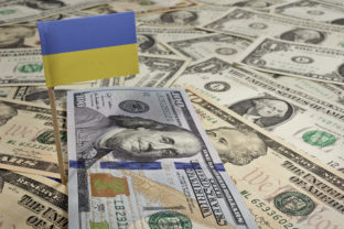 Ukrajina, vlajka, peniaze, doláre