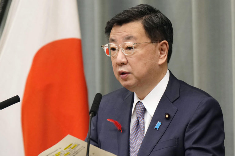 Hirokazu Matsuno lavný tajomník japonskej vlády Hirokazu Macuno