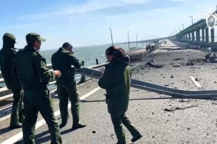 Zničený most, Krym
