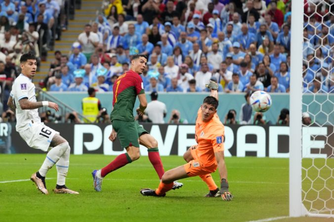 Cristiano Ronaldo, MS vo futbale 2022 v Katare, Portugalsko - Uruguaj