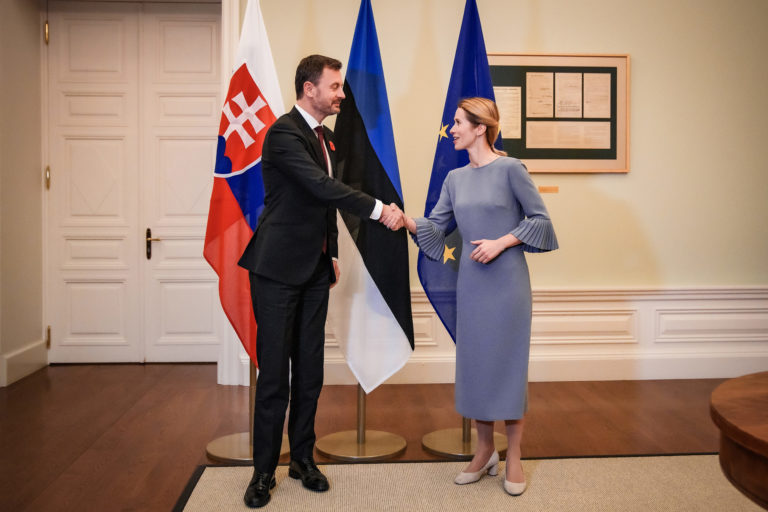 PREMIÉR: Navštívil Estónsko