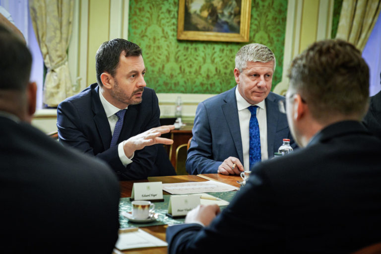VLÁDA: Rokovala s Lekárskym odborovým združením