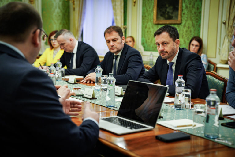 VLÁDA: Rokovala s Lekárskym odborovým združením
