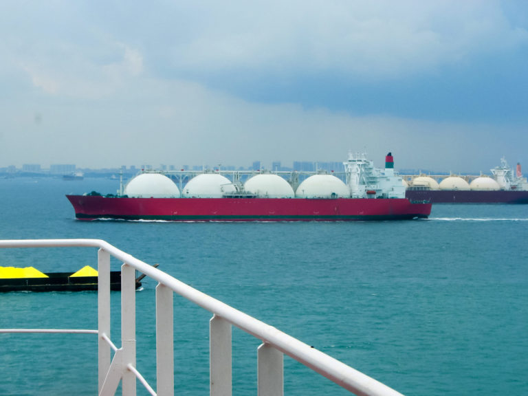 LNG tanker, skvapalnený zemný plyn