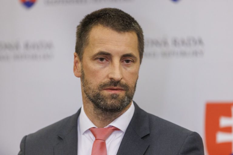 Marián Viskupič