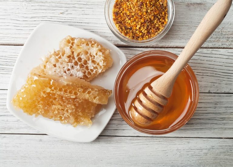 Propolis a jeho 12 liečivých účinkov na ľudský organizmus