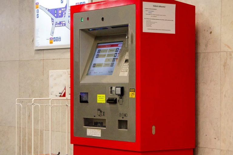 Multifunkčný automat na cestovné lístky, Dopravný podnik Bratislava