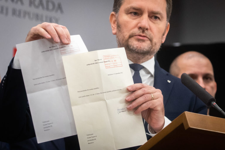 OĽANO: Vyslovenie nedôvery vláde SR