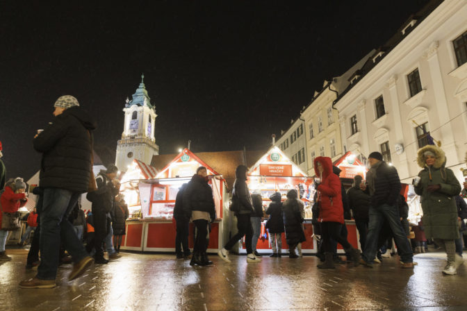 BRATISLAVA: Vianočné trhy