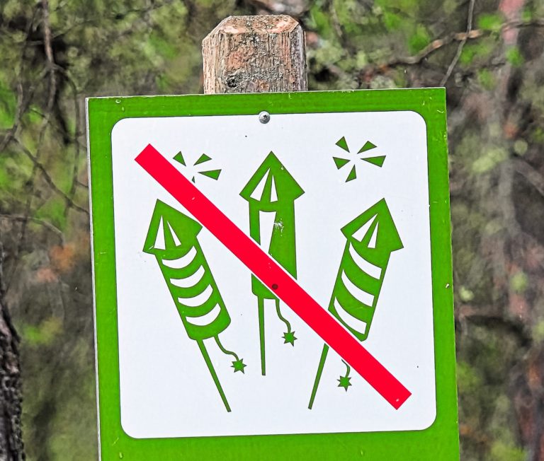 Ohňostroje, petardy