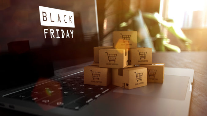 Nákupy, notebook, Black Friday, online nakupovanie