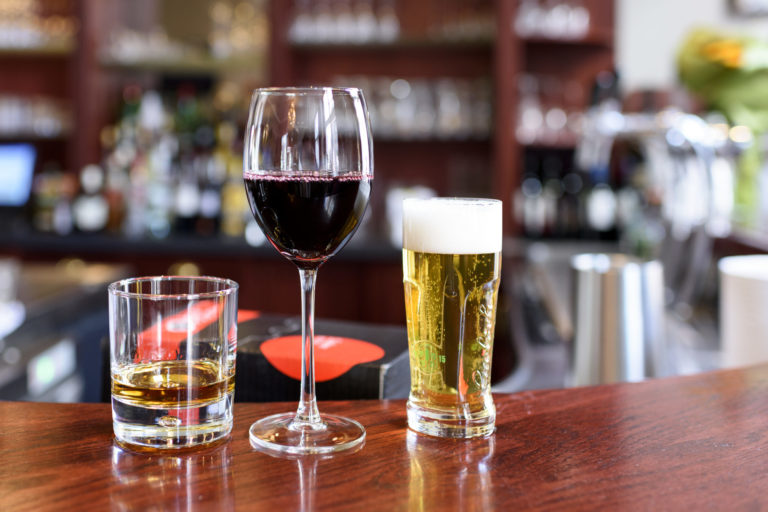 Alkohol, pivo, víno