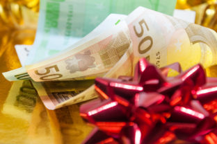 Peniaze, darčeky, Vianoce